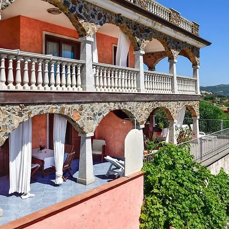 Castededdu 4 *